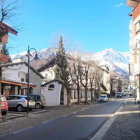 Ein-zimmer-wohnung 4 P-l- Linda By Interhome Bardonecchia