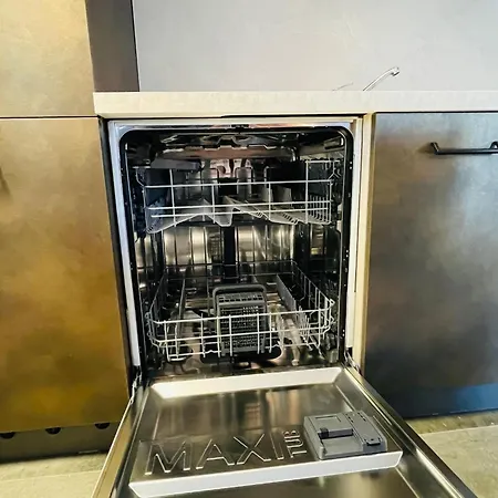 Ein-zimmer-wohnung 4 P-l- Linda By Interhome